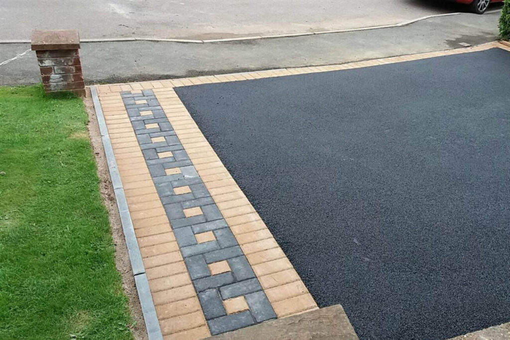 tarmac and cobbled edging